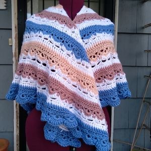 Vintage stitch shawl